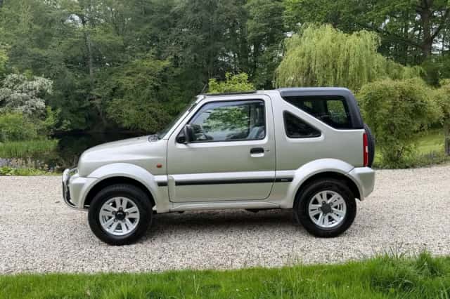 Suzuki Jimny (2004) thumbnail 4
