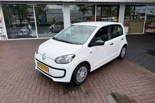 Volkswagen Up! (2014) thumbnail 2