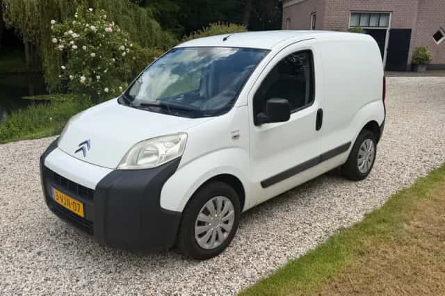 Citroën Nemo (2010) thumbnail 2