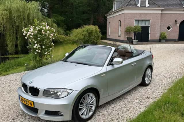 BMW 1-Serie (2011) thumbnail 1