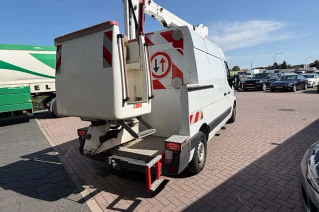Renault Master (2016) thumbnail 6