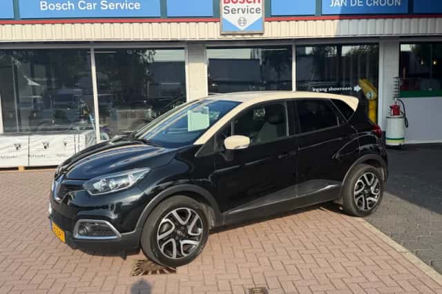Renault Captur (2017) thumbnail 1