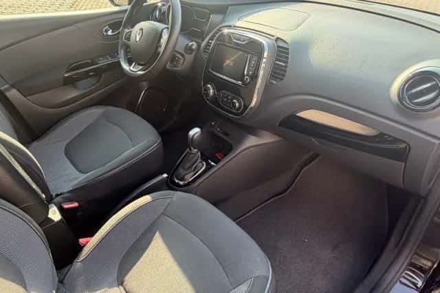 Renault Captur (2017) thumbnail 4