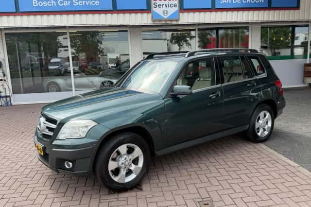 Mercedes-Benz GLK-Klasse (2008) thumbnail 1