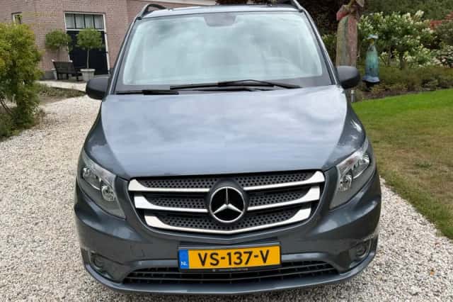 Mercedes-Benz Vito (2016) thumbnail 3