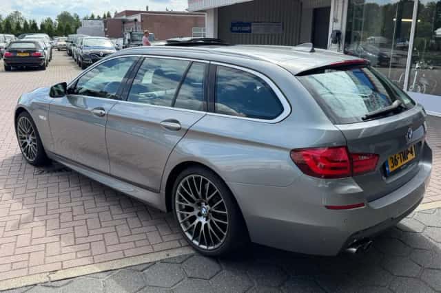 BMW 5-Serie (2012) thumbnail 5