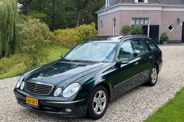 Mercedes-Benz E-Klasse (2005) thumbnail 1