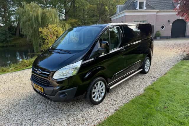 Ford Transit Custom (2017) thumbnail 2