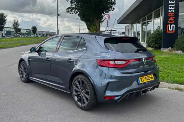 Renault Mégane (2018) thumbnail 3