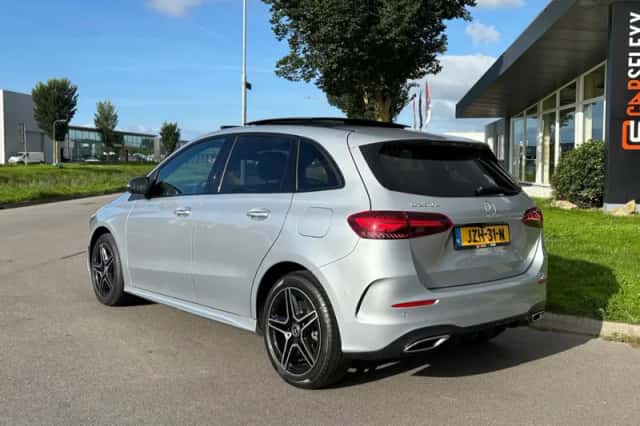 Mercedes-Benz B-Klasse (2024) thumbnail 3