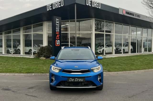 Kia Stonic (2021) thumbnail 6