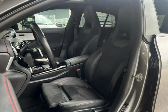 Mercedes-Benz CLA-Klasse (2022) thumbnail 4
