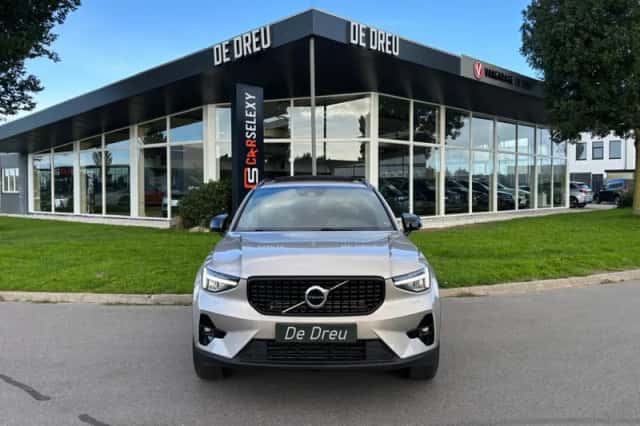 Volvo XC40 (2023) thumbnail 6