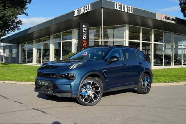 Lynk & Co 01 (2023) thumbnail 1