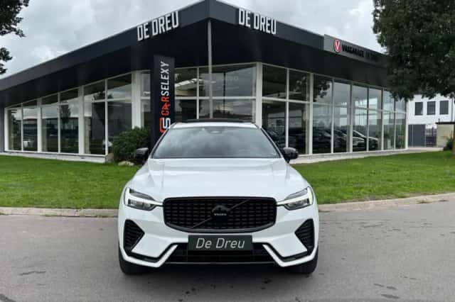 Volvo XC60 (2021) thumbnail 6