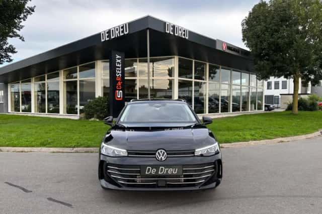 Volkswagen Passat (2025) thumbnail 6
