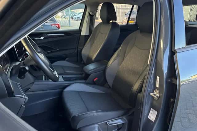 Volkswagen Tiguan (2025) thumbnail 4