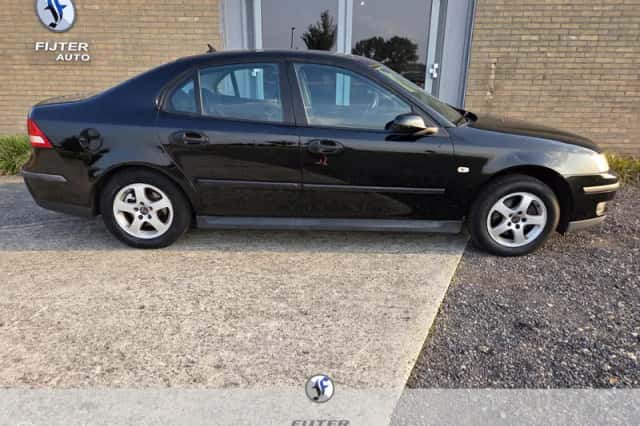 Saab 9-3 (2005) thumbnail 4