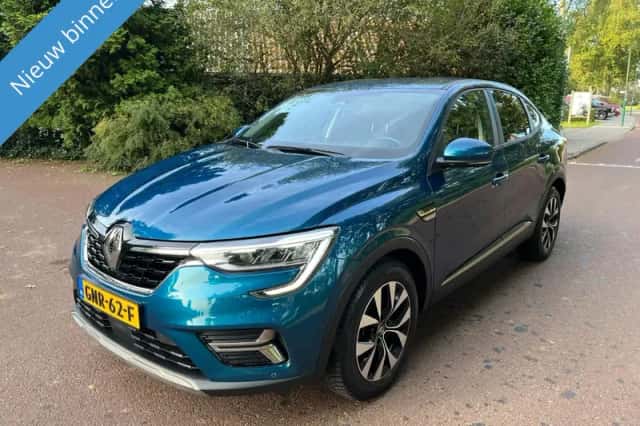 Renault Arkana (2021) thumbnail 1