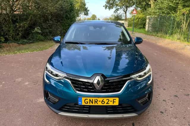 Renault Arkana (2021) thumbnail 2