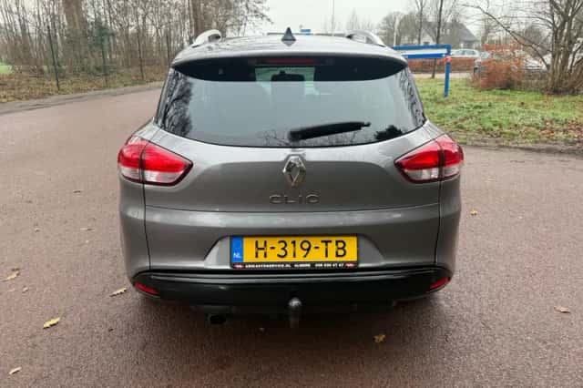 Renault Clio (2015) thumbnail 5