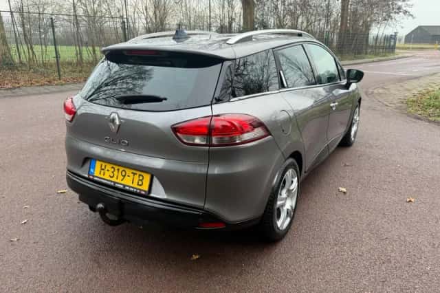 Renault Clio (2015) thumbnail 6