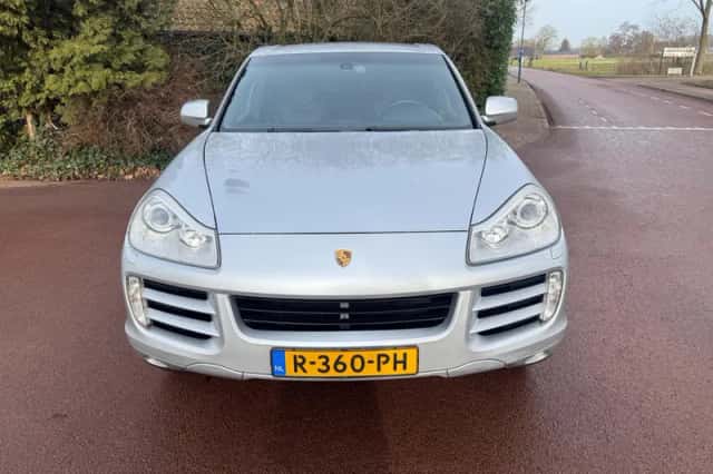 Porsche Cayenne (2007) thumbnail 2