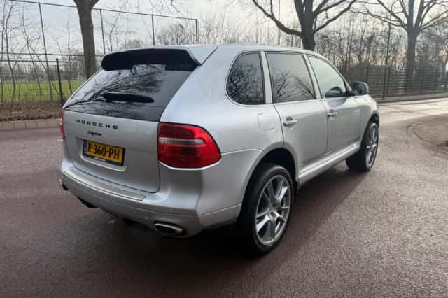 Porsche Cayenne (2007) thumbnail 6
