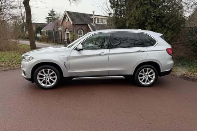 BMW X5 (2015) thumbnail 3