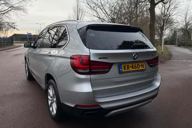 BMW X5 (2015) thumbnail 4