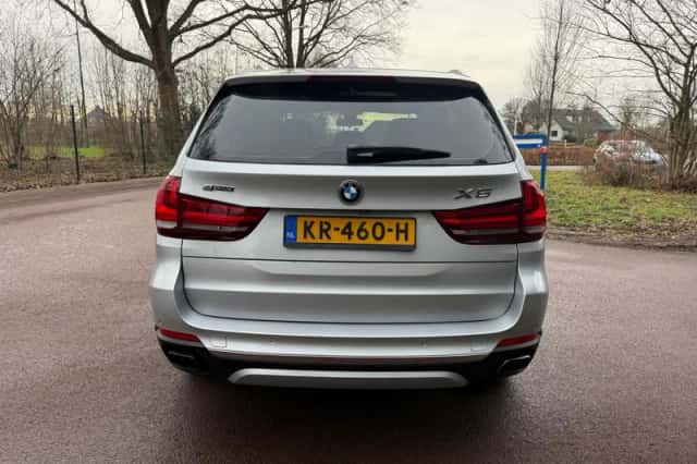 BMW X5 (2015) thumbnail 5