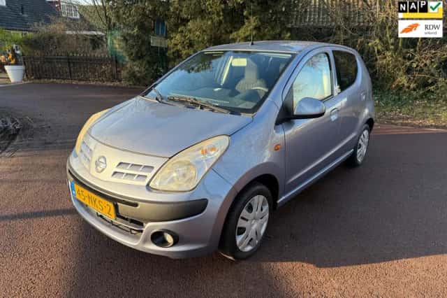 Nissan Pixo (2010) thumbnail 1