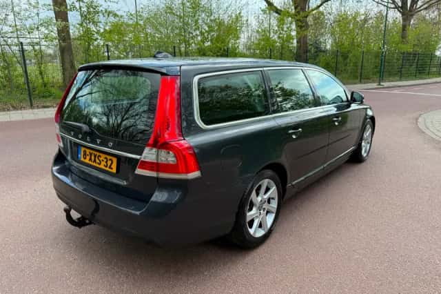 Volvo V70 (2014) thumbnail 5