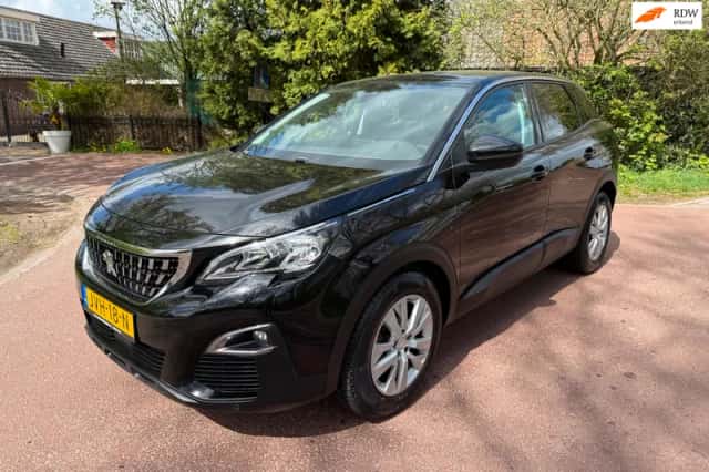 Peugeot 3008 (2019) thumbnail 1