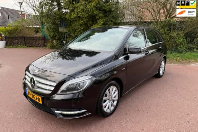 Mercedes-Benz B-Klasse (2012) thumbnail 1