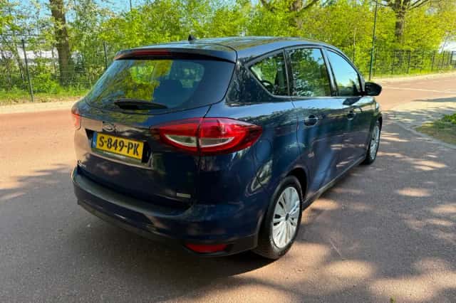 Ford C-Max (2017) thumbnail 6