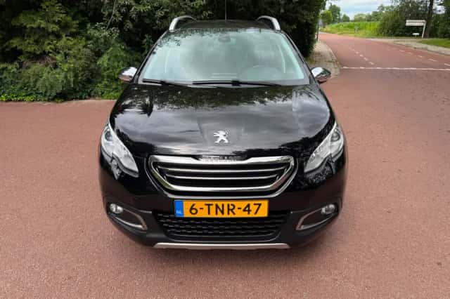 Peugeot 2008 (2014) thumbnail 2
