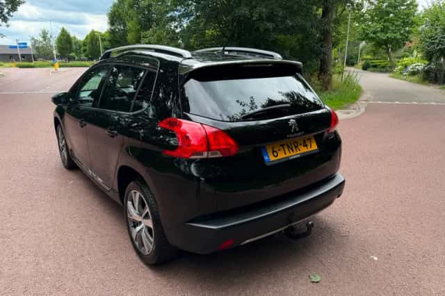 Peugeot 2008 (2014) thumbnail 4