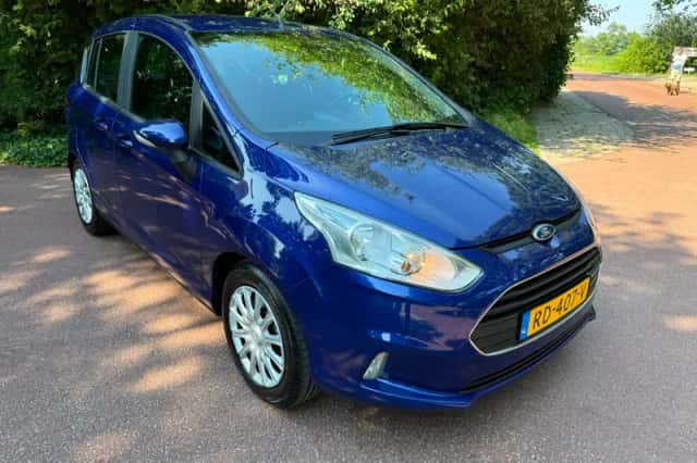 Ford B-Max (2017) thumbnail 3