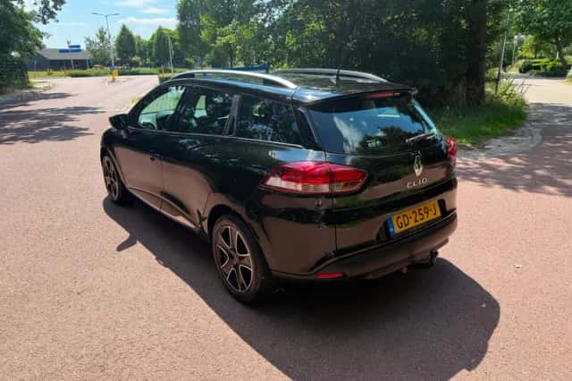 Renault Clio (2015) thumbnail 4
