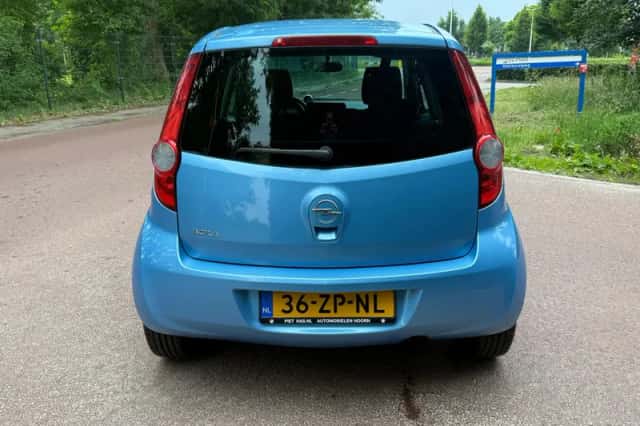 Opel Agila (2008) thumbnail 5