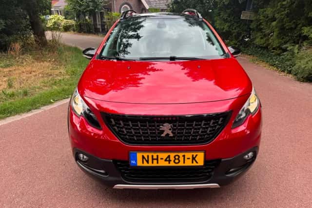 Peugeot 2008 (2017) thumbnail 2