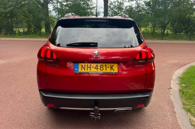 Peugeot 2008 (2017) thumbnail 5