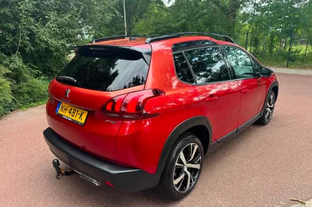 Peugeot 2008 (2017) thumbnail 6