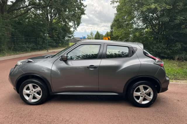 Nissan Juke (2014) thumbnail 3