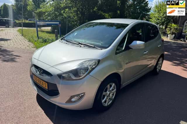 Hyundai ix20 (2011) thumbnail 1