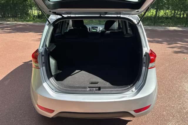 Hyundai ix20 (2011) thumbnail 6