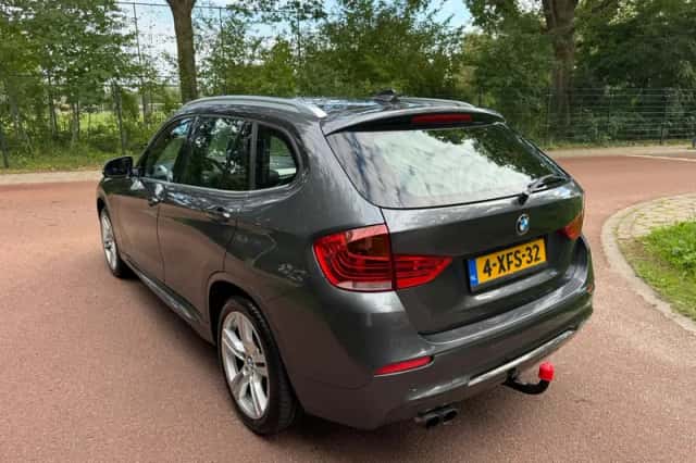 BMW X1 (2014) thumbnail 4
