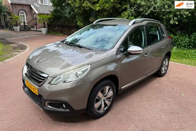 Peugeot 2008 (2013) thumbnail 1