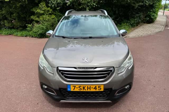 Peugeot 2008 (2013) thumbnail 2